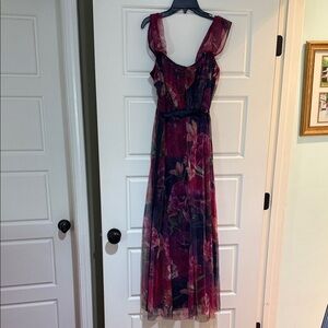 Chic Floral Maxi Dress in Pink and Purple candalite evening gown S